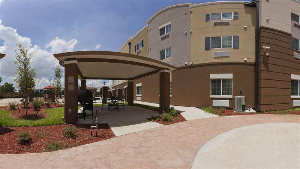Candlewood Suites Baytown By Ihg Exterior photo